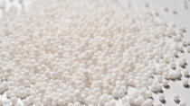 The BASF biopolymer ecoflex® was introduced into the market in 1998 and is certified compostable in accordance with DIN EN 13432 and ASTM D6400. It is used as a blend with other renewable raw materials to compound ecovio®, BASF’s certified compostable biopolymer. Photo: BASF 2020 The BASF biopolymer ecoflex® was introduced into the market in 1998 and is certified compostable in accordance with DIN EN 13432 and ASTM D6400. It is used as a blend with other renewable raw materials to compound ecovio®, BASF’s certified compostable biopolymer. Photo: BASF 2020